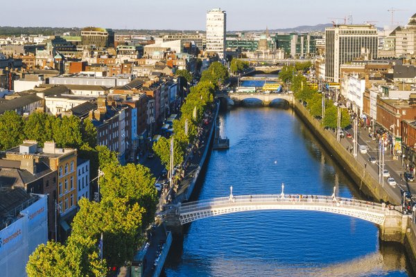 Driving a sustainable procurement transformation in a top Irish bank